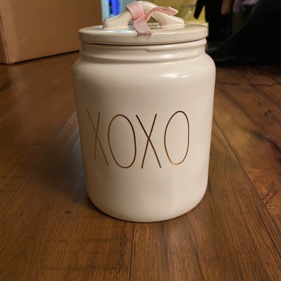 Rae Dunn Dining Rae Dunn Medium Xoxo Canister Gold Letters Poshmark